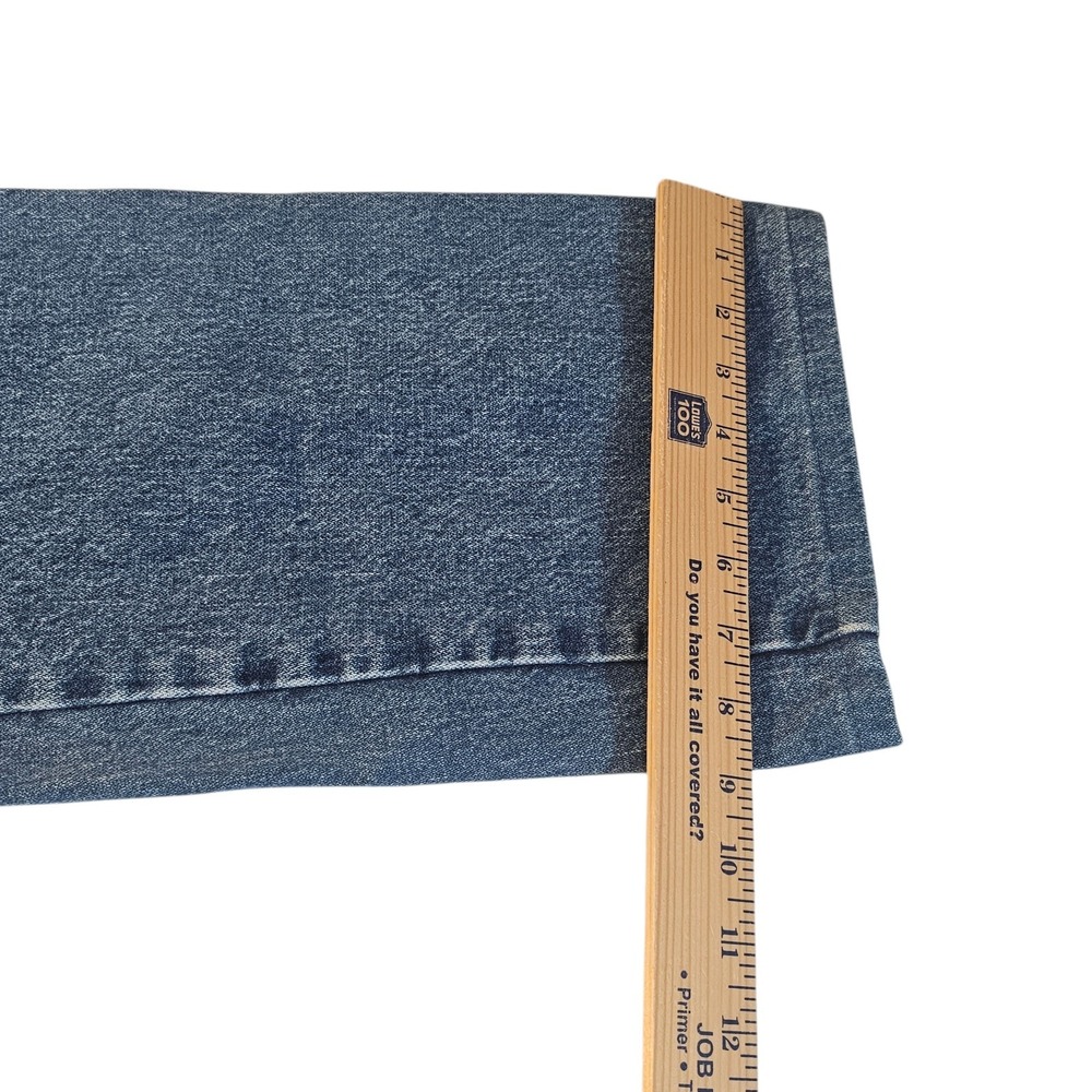 Wrangler Men's Blue Jeans Size 40x32 Regular Fit Classic Denim Straight Leg - Picture 9 of 9